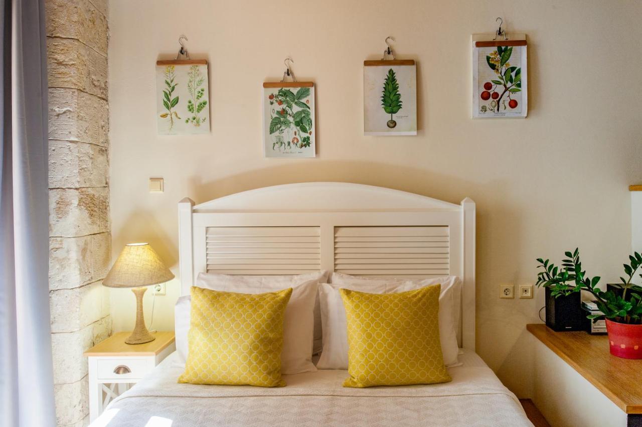 Charming Studio In The Old Town Ханя Екстериор снимка